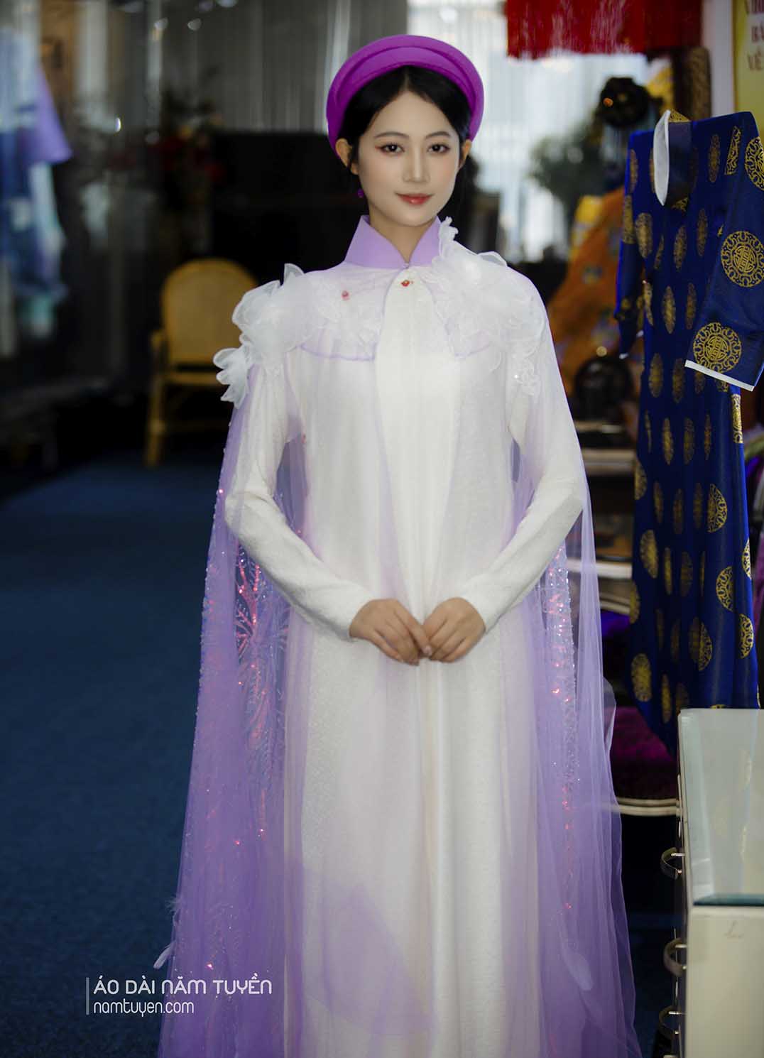 Áo choàng hoa 3D kim sa tím cà