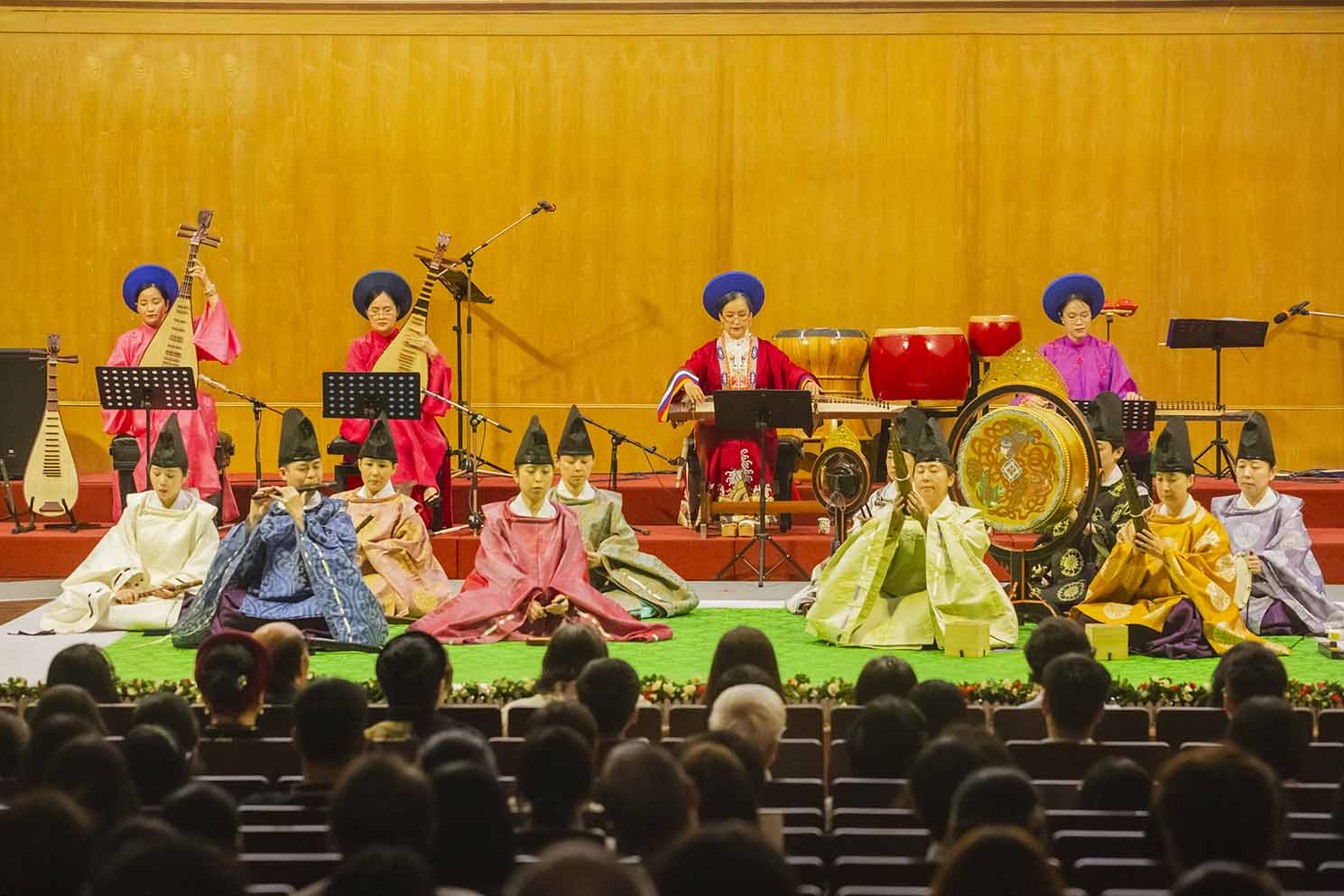 Áo dài Năm Tuyền đồng hành cùng chương trình Gagaku & Nhã nhạc – Heritage to the Future