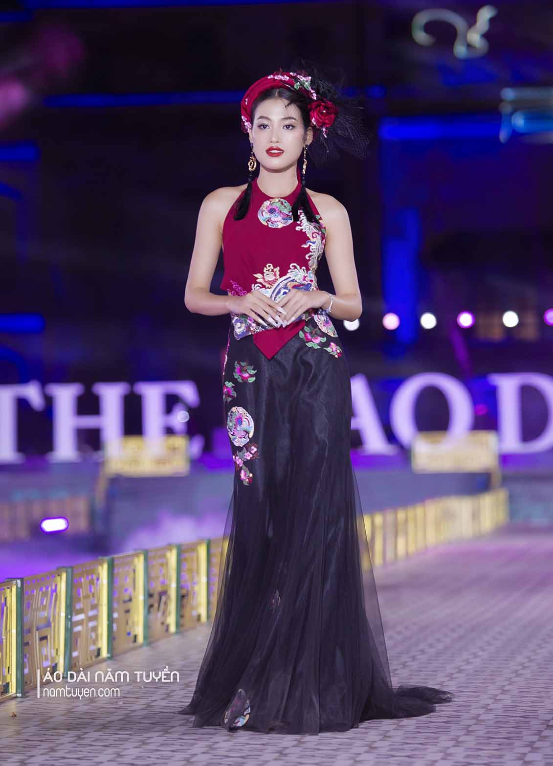Yếm + Váy