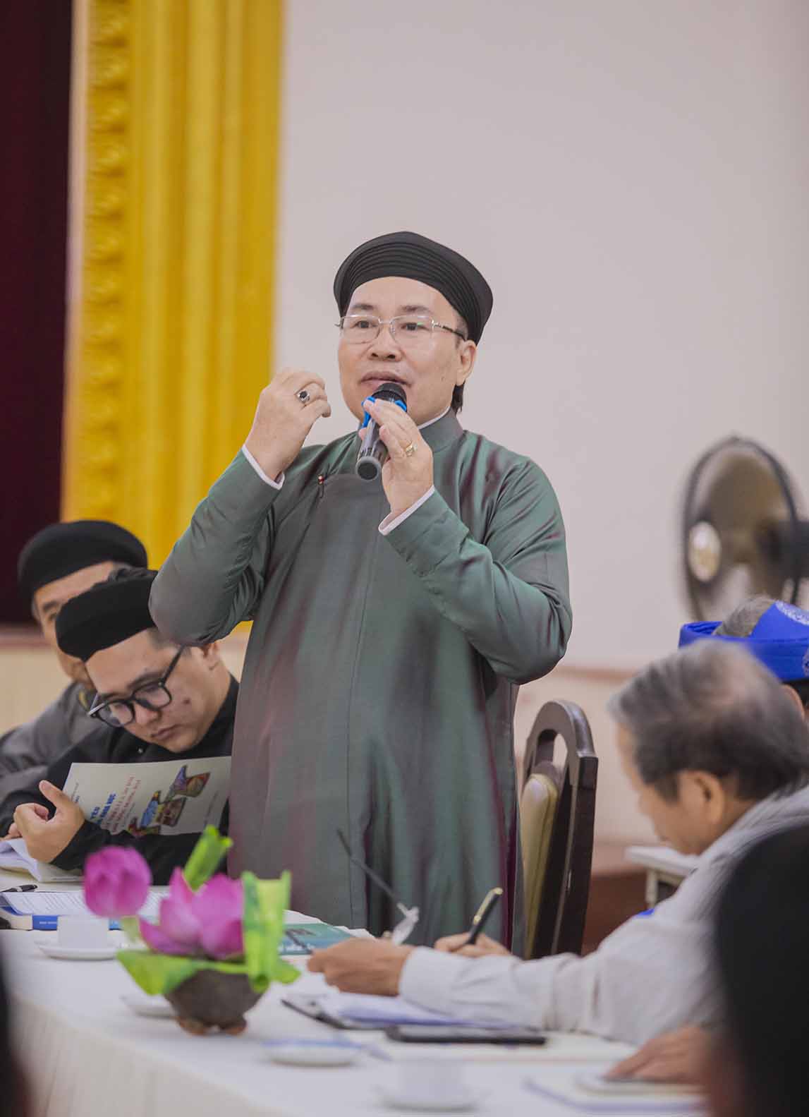 Ao-dai-Nam-Tuyen-tai-Hoi-thao-Huong-phat-trien-cua-ao-dai-trong-doi-song-duong-dai-tai-Hue-2023-3 (1)