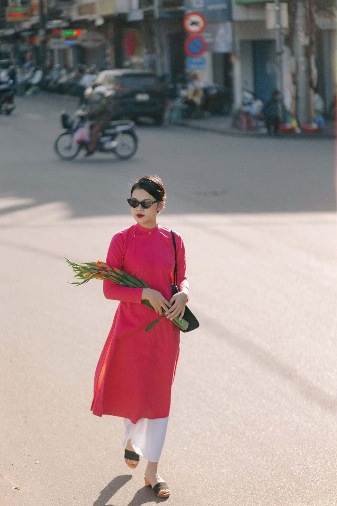 Ao-dai-ngu-than-Nam-Tuyen-cho-Dong-Ba-Hue-1