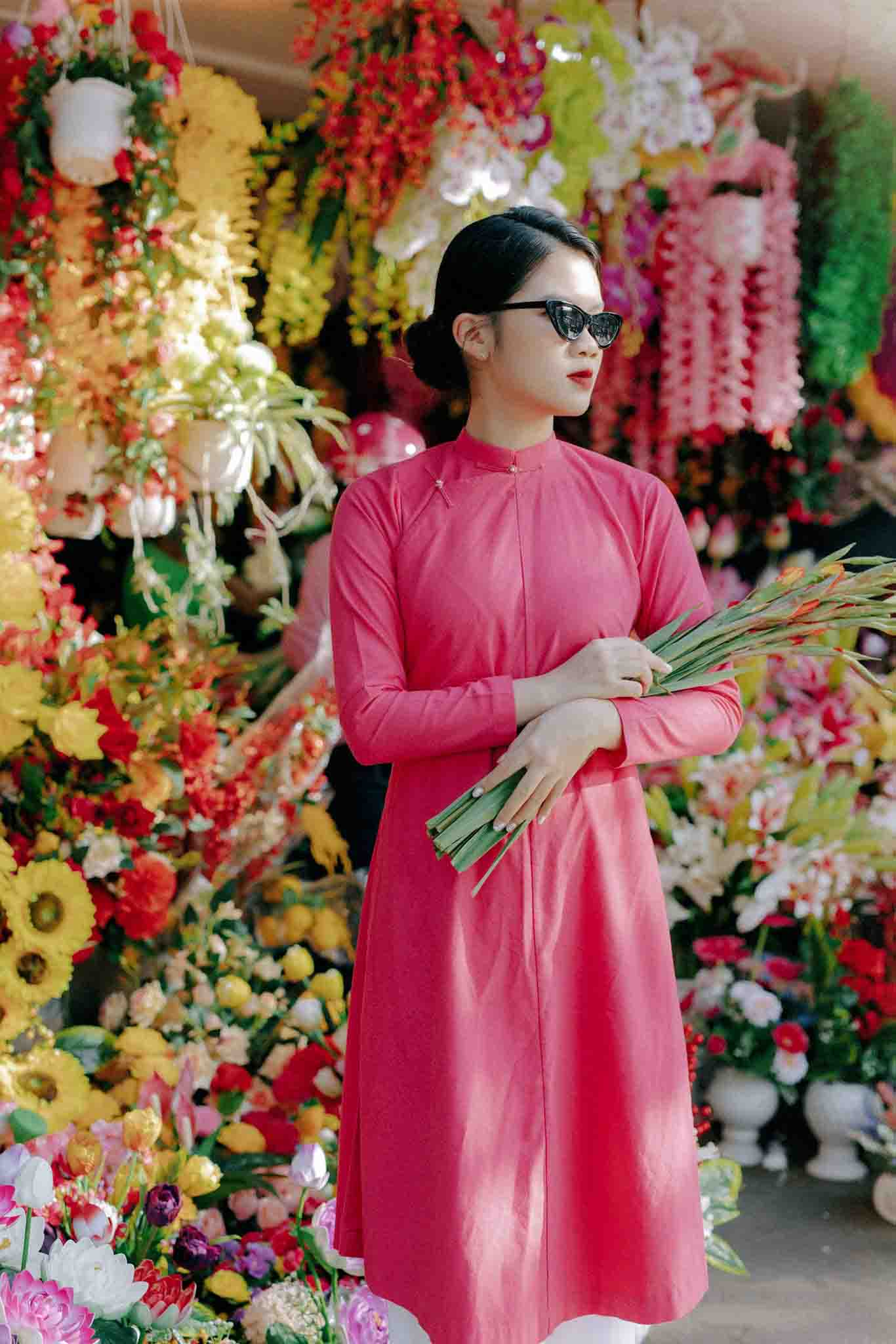 Ao-dai-ngu-than-Nam-Tuyen-cho-Dong-Ba-Hue-8