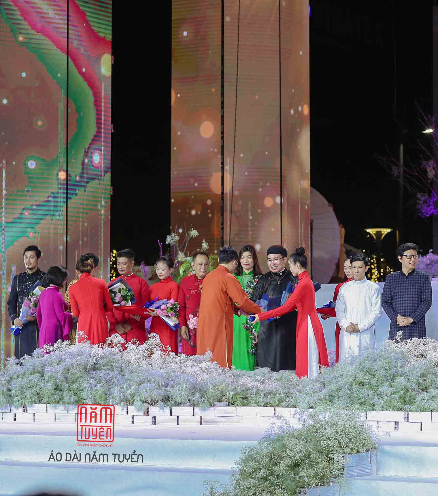ao-dai-nam-tuyen-khai-mac-le-hoi-ao-dai-2022-3