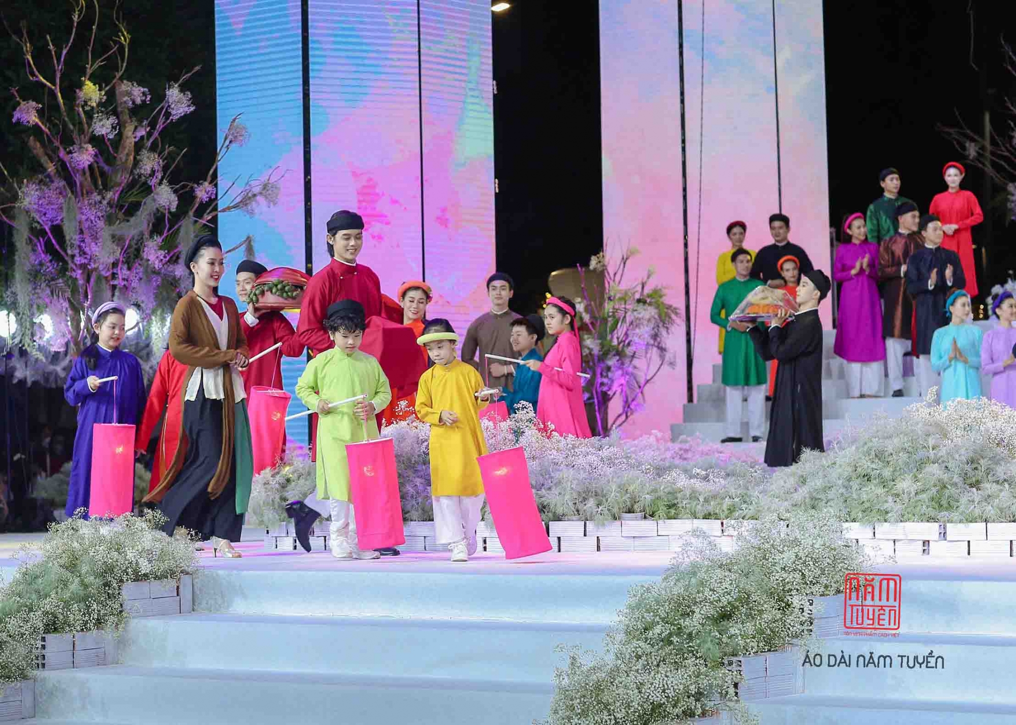 ao-dai-nam-tuyen-khai-mac-le-hoi-ao-dai-2022-5