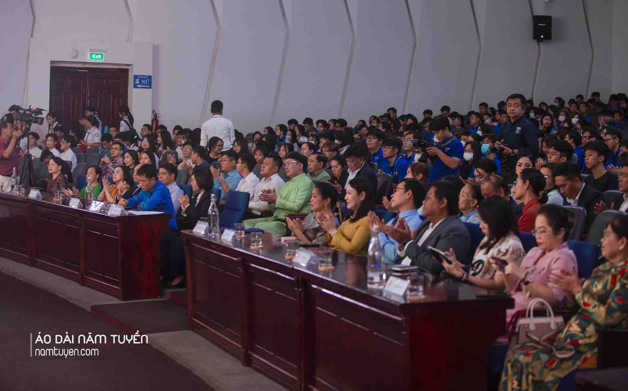 ao-dai-nam-tuyen-trinh-dien-tai-chuong-trinh-giao-luu-van-hoa-viet-nam-thai-lan-2023-2