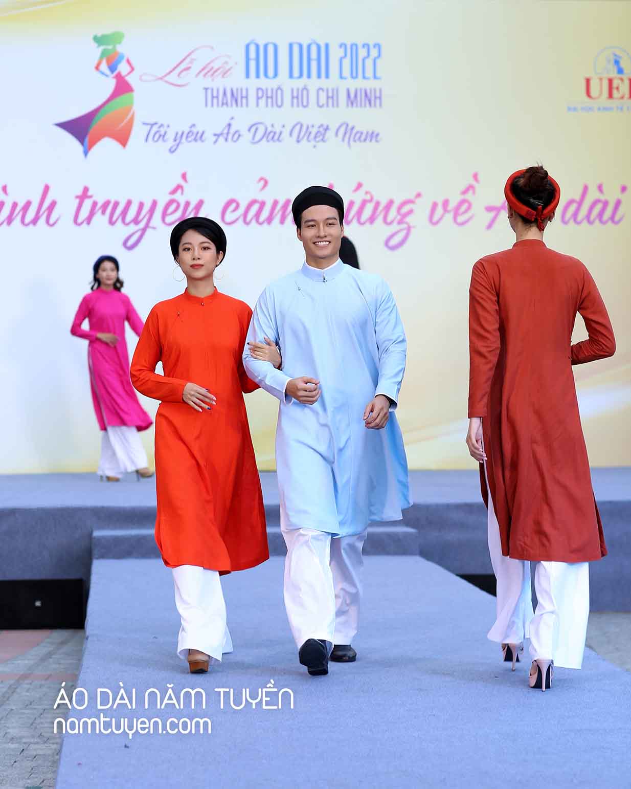 ao-dai-ngu-than-nam-tuyen-le-hoi-ao-dai-2022-6 (1)