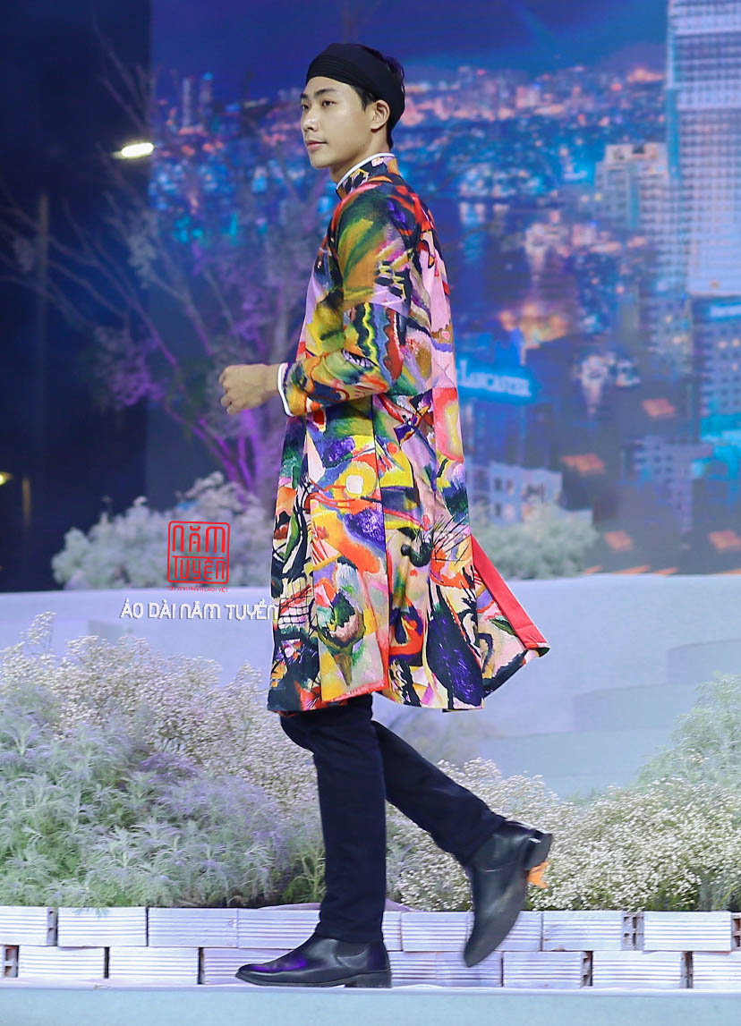 ao-dai-ngu-than-nam-tuyen-vai-in-10 (1)