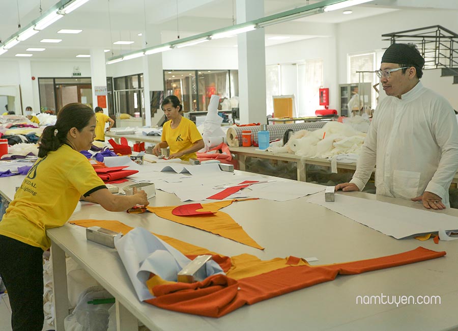 xuong-may-ao-dai-ngu-than-nam-tuyen-7